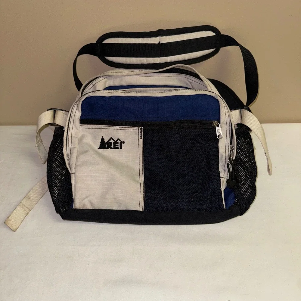 REI Lumbar Waist Pack Hiking Bag Blue Beige Black Mesh Pockets Adjustable Strap*